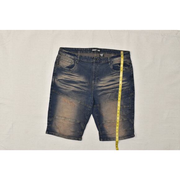 Legendary Status Men's Denim Jean Shorts Regular Size 42 Blue Cotton Baggy - Picture 3 of 8